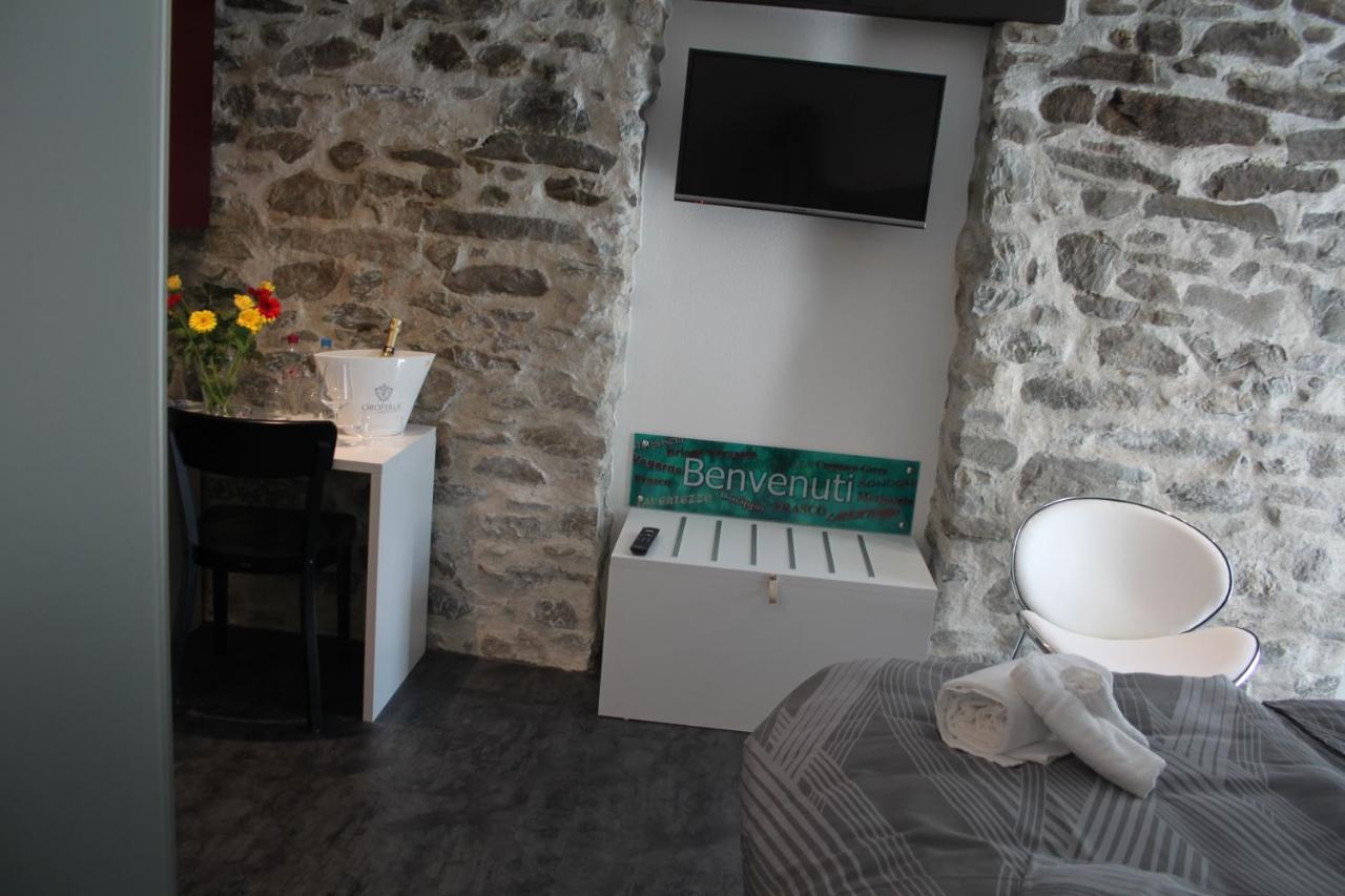 Albergo Porta Verzasca Gordola Exterior foto
