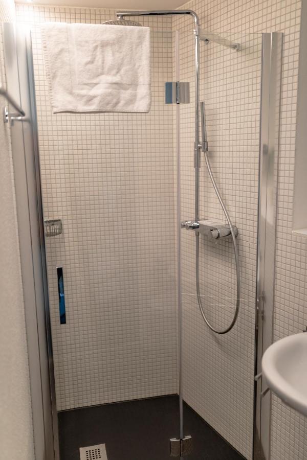 Albergo Porta Verzasca Gordola Exterior foto